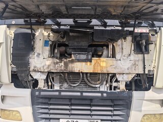 2004 DAF 95XF, белый, 2500000 рублей, вид 4