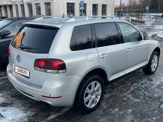 2008 Volkswagen Touareg I Рестайлинг, бежевый, 1690000 рублей, вид 5
