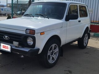 2017 Lada (ВАЗ) 2121 (4x4) I Рестайлинг, белый, 700000 рублей, вид 2