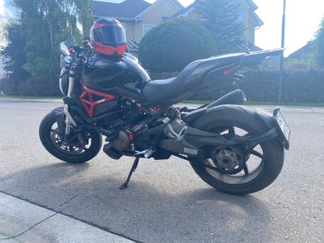 2015 Ducati Monster 1200, чёрный, 800000 рублей, вид 5