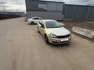 2004 Opel Astra H, золотистый, 270000 рублей, вид 3
