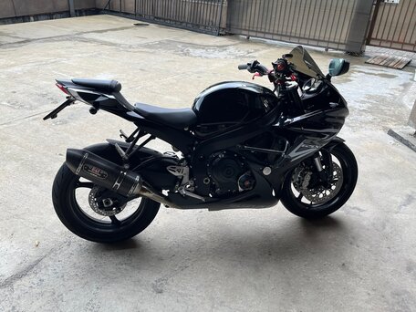 2015 Suzuki GSX-R 750, чёрный, 1150000 рублей, вид 1