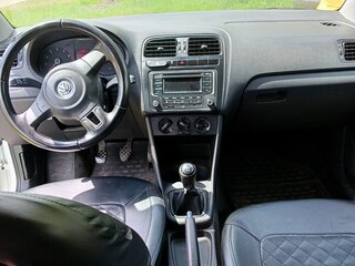 2014 Volkswagen Polo V, белый, 750000 рублей, вид 5