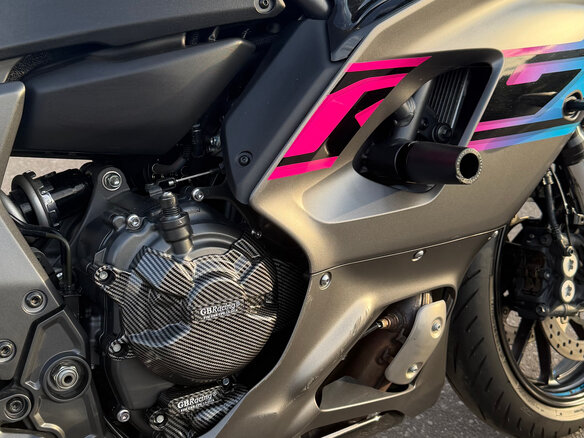 2024 Yamaha YZF-R7, серый, 1050000 рублей - вид 10