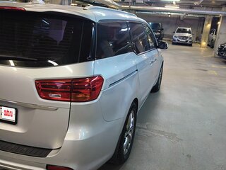 2018 Kia Carnival III, серый, 3300000 рублей, вид 4