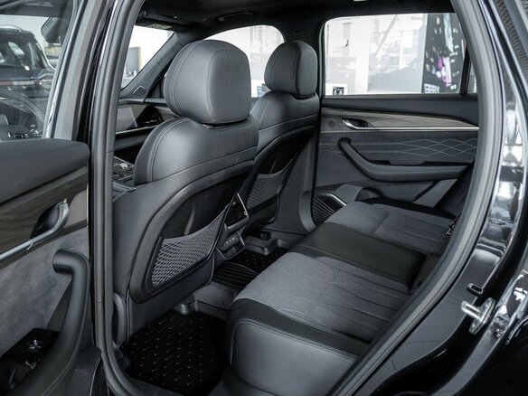 2026 Geely Monjaro I Рестайлинг, чёрный - вид 8