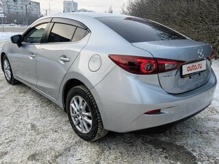 2017 Mazda Axela III Рестайлинг, серебристый, 1310000 рублей, вид 4