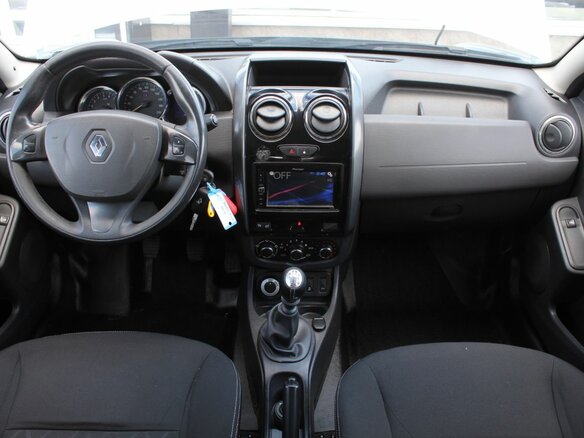 2017 Renault Duster I Рестайлинг, белый - вид 15