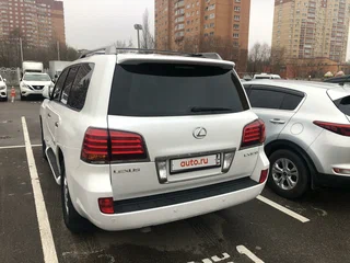 2011 Lexus LX 570 III, белый, 5000000 рублей, вид 4