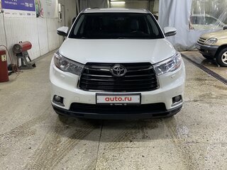 2014 Toyota Highlander III (XU50), белый, 3200000 рублей, вид 2