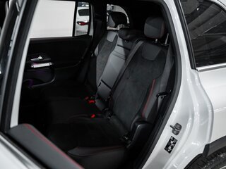 2025 Mercedes-Benz GLB 250 I (X247) Рестайлинг, белый, 6970000 рублей, вид 3