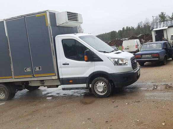2015 Ford Transit, белый, 2500000 рублей - вид 2