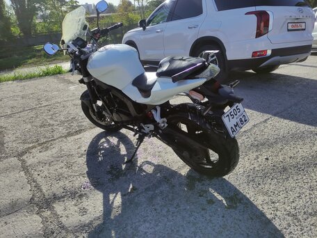 2013 Hyosung Comet GT250, белый, 240000 рублей, вид 4