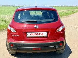 2011 Nissan Qashqai I Рестайлинг, красный, 1120000 рублей, вид 3
