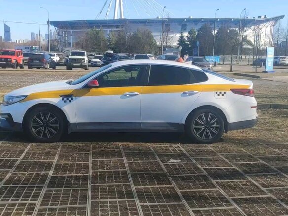 2018 Kia Optima IV Рестайлинг, белый, 860000 рублей - вид 13