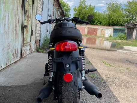 2021 Triumph Bonneville, чёрный, 1300000 рублей, вид 4
