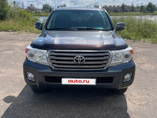 2013 Toyota Land Cruiser 200 Series Рестайлинг 1, серый, 3700000 рублей, вид 2