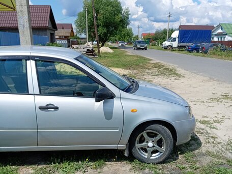 2010 Lada (ВАЗ) Kalina I, серебристый, 250000 рублей, вид 2
