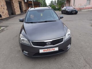 2010 Kia Ceed I Рестайлинг, серебристый, 840000 рублей, вид 3
