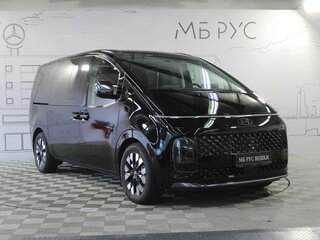 2025 Hyundai Staria I, чёрный, 9999000 рублей, вид 4