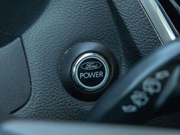 2013 Ford Focus III, серый, 780000 рублей - вид 23