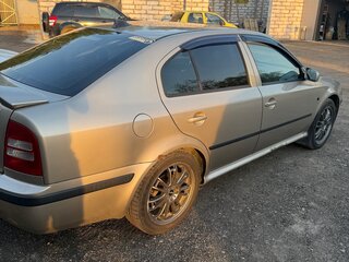 2005 Skoda Octavia I (A4) Рестайлинг, бежевый, 400000 рублей, вид 4