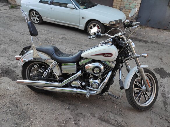 2007 Harley-Davidson Dyna Low Rider, белый, 800000 рублей - вид 13