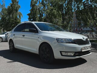 2016 Skoda Rapid I, белый, 900000 рублей, вид 3