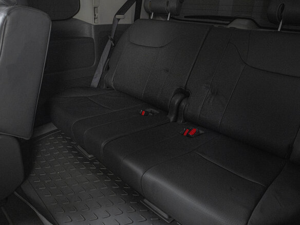 2008 Lexus LX 570 III, серебристый, 3600000 рублей - вид 12
