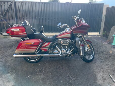 2016 Harley-Davidson CVO Road Glide, красный, 2700000 рублей, вид 2
