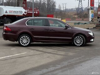 2012 Skoda Superb II, красный, 850000 рублей, вид 2