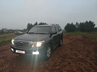 2009 Toyota Land Cruiser 200 Series, серый, 2400000 рублей, вид 2