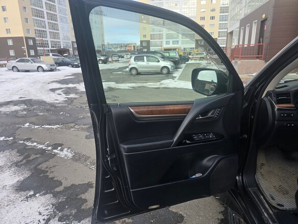 2015 Lexus LX 450d III Рестайлинг 2, чёрный, 7000000 рублей - вид 13
