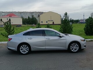 2019 Chevrolet Malibu IX Рестайлинг, серый, 1850000 рублей, вид 4
