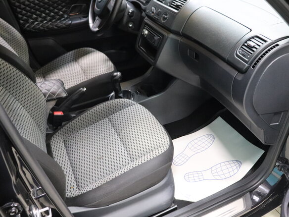 2012 Skoda Fabia II Рестайлинг, чёрный - вид 10