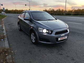 2013 Chevrolet Aveo II, серый, 700000 рублей, вид 3