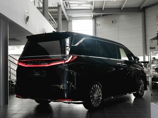2023 Lexus LM 350h II, чёрный, 17900000 рублей, вид 3