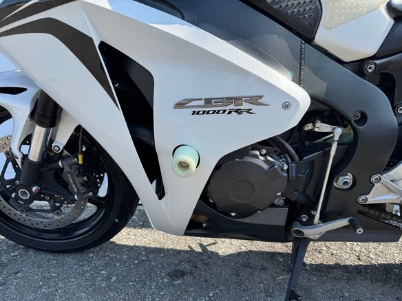 2009 Honda CBR 1000 RR/RA Fireblade, белый, 800000 рублей - вид 6