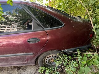 1995 Renault Laguna I, пурпурный, 125000 рублей, вид 4