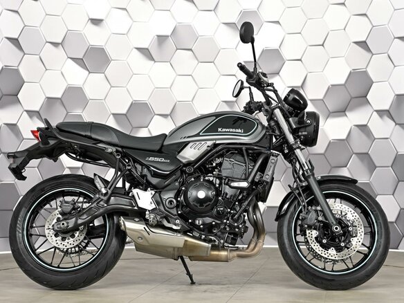 2023 Kawasaki Z 650RS, серый, 777000 рублей - вид 2