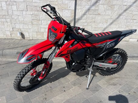 2023 FX moto X8 (CB 250), красный, 195000 рублей, вид 2