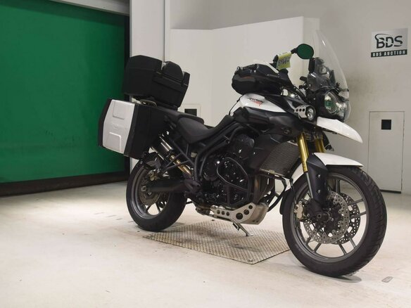 2014 Triumph Tiger 800, белый, 699000 рублей - вид 2