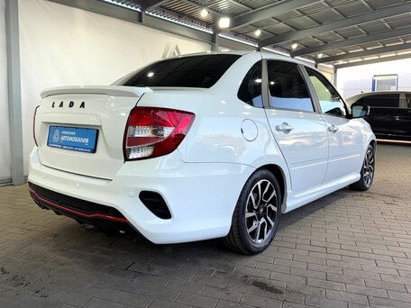 2025 Lada (ВАЗ) Granta Sportline I Рестайлинг, белый, 889000 рублей, вид 5