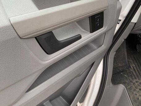 2023 Volkswagen Crafter, белый, 7529000 рублей, вид 2