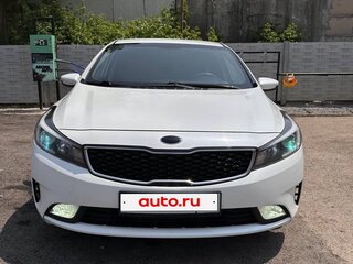 2018 Kia Cerato III Рестайлинг (Classic), белый, 1500000 рублей, вид 1