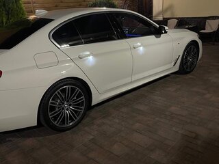 2020 BMW 5 серии 520d VII (G30/G31/G38), белый, 5500000 рублей, вид 4