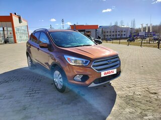 2016 Ford Kuga II Рестайлинг, коричневый, 1650000 рублей, вид 3
