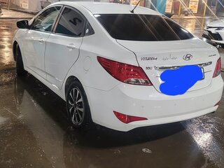 2015 Hyundai Solaris I Рестайлинг, белый, 800000 рублей, вид 4