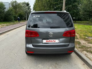2010 Volkswagen Touran I Рестайлинг 2, серый, 900000 рублей, вид 3