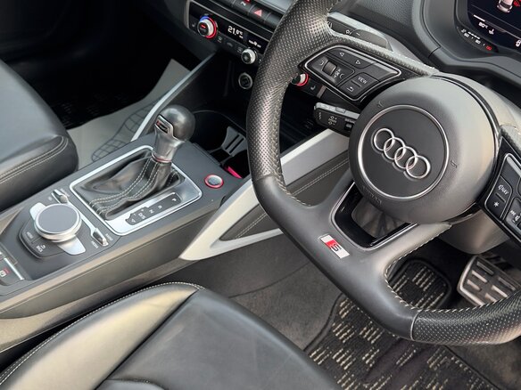 2019 Audi SQ2 I, красный, 3650000 рублей - вид 22